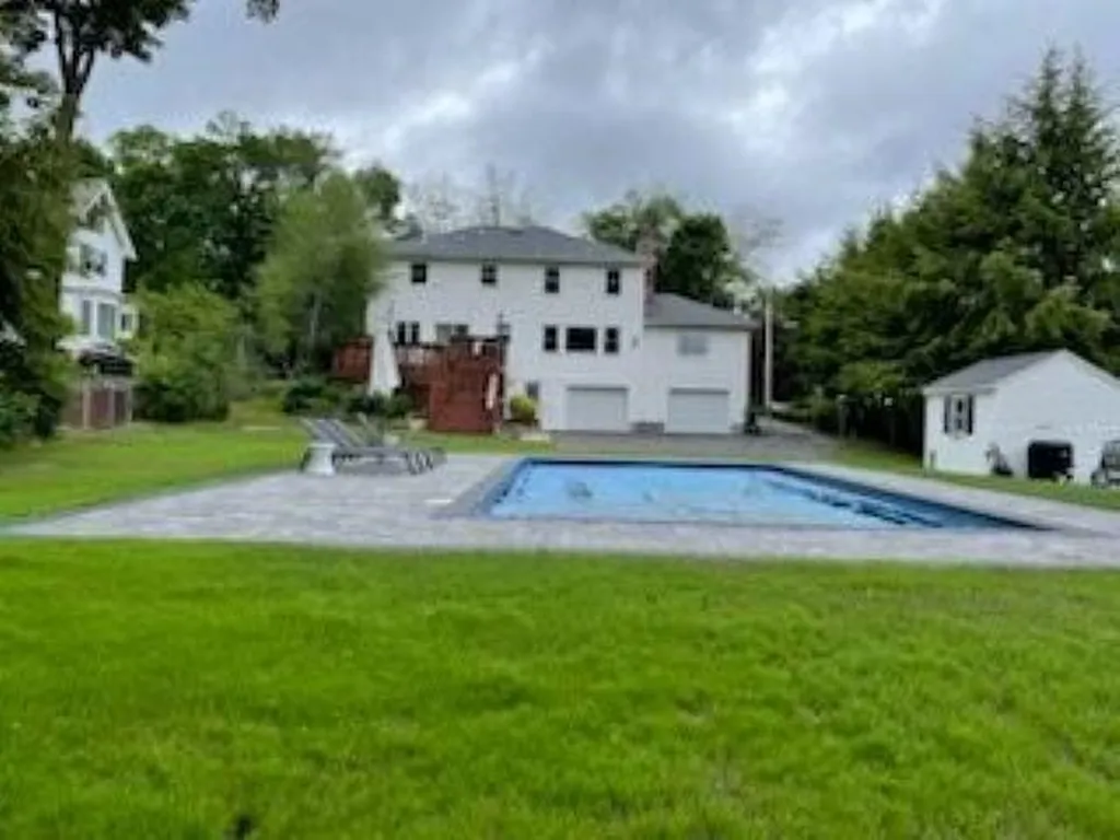 2180 Elm Street Manchester NH 03104
