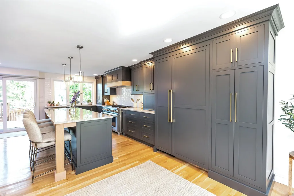 2180 Elm Street Manchester NH 03104