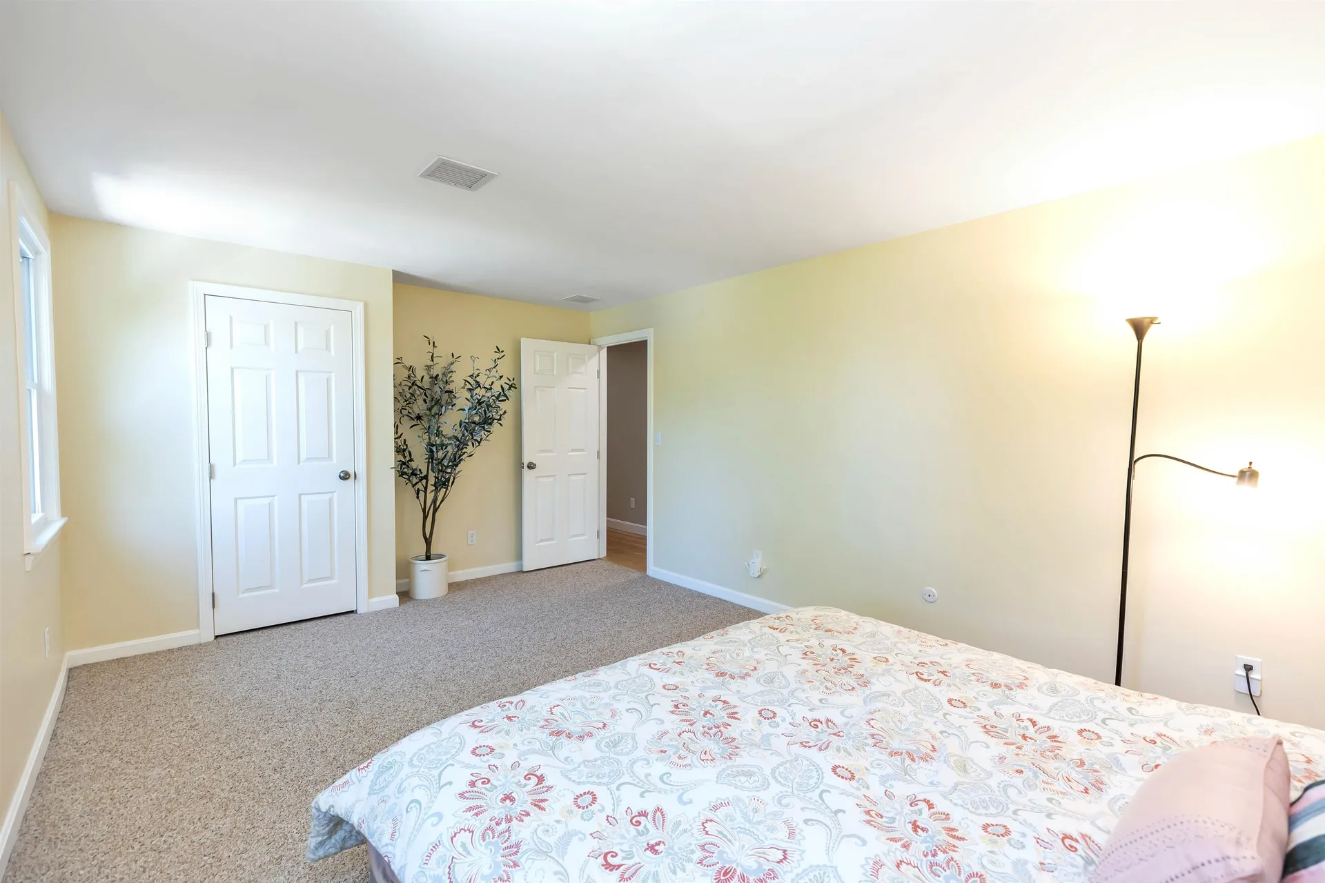 2180 Elm Street Manchester NH 03104