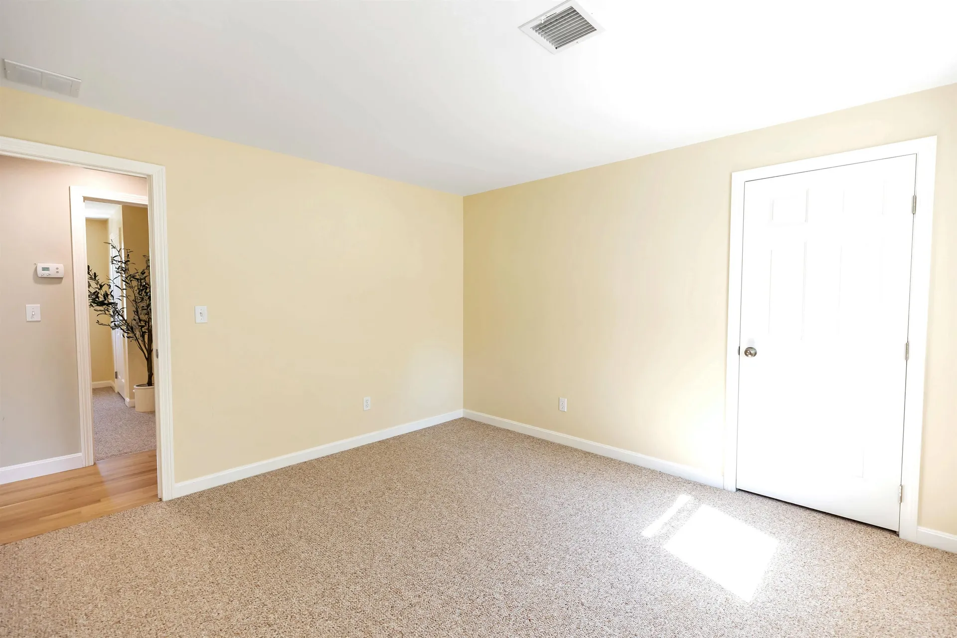 2180 Elm Street Manchester NH 03104