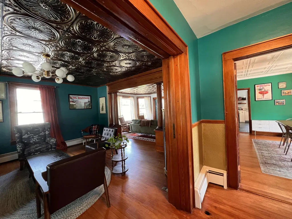 20 Highland Avenue Claremont NH 03743
