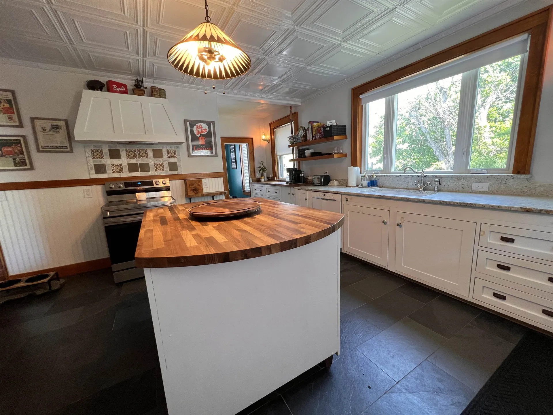 20 Highland Avenue Claremont NH 03743