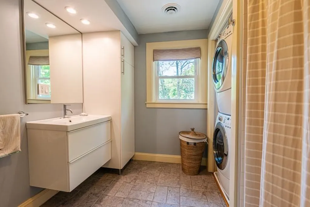 62 Raymond Road Danby VT 05739
