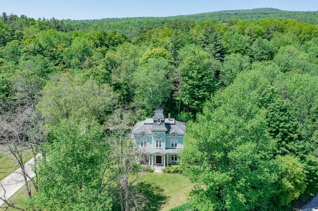 62 Raymond Road Danby VT 05739