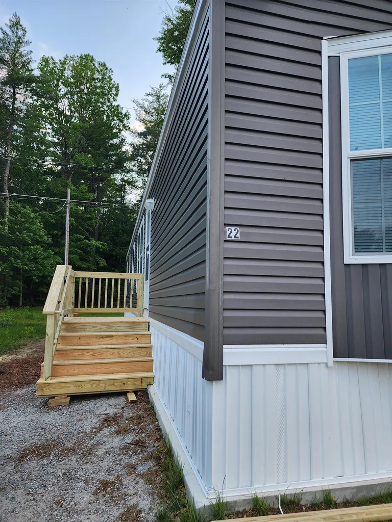 22 Elizabeth Drive Boscawen NH 03303