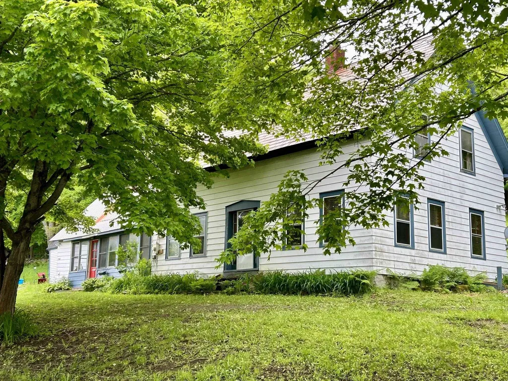 7920 Route 100 Whitingham VT 05361