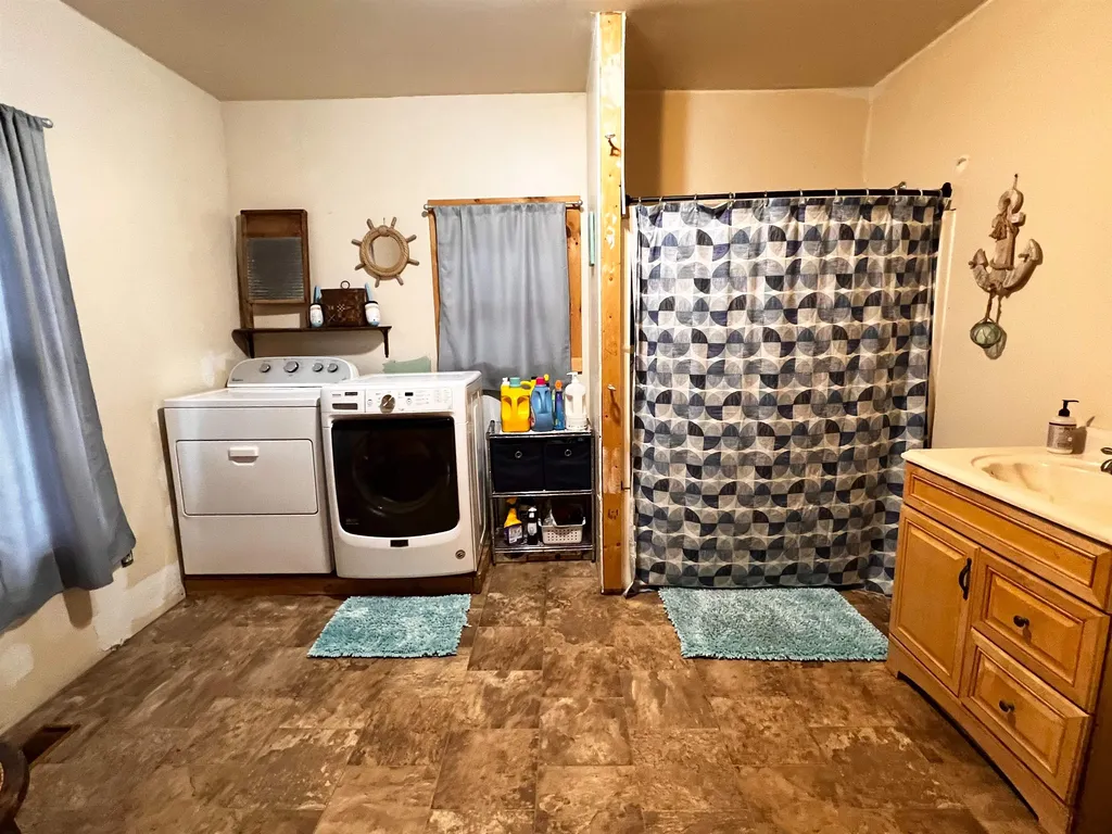 18 Mcleod Hill Road Barre Town VT 05654