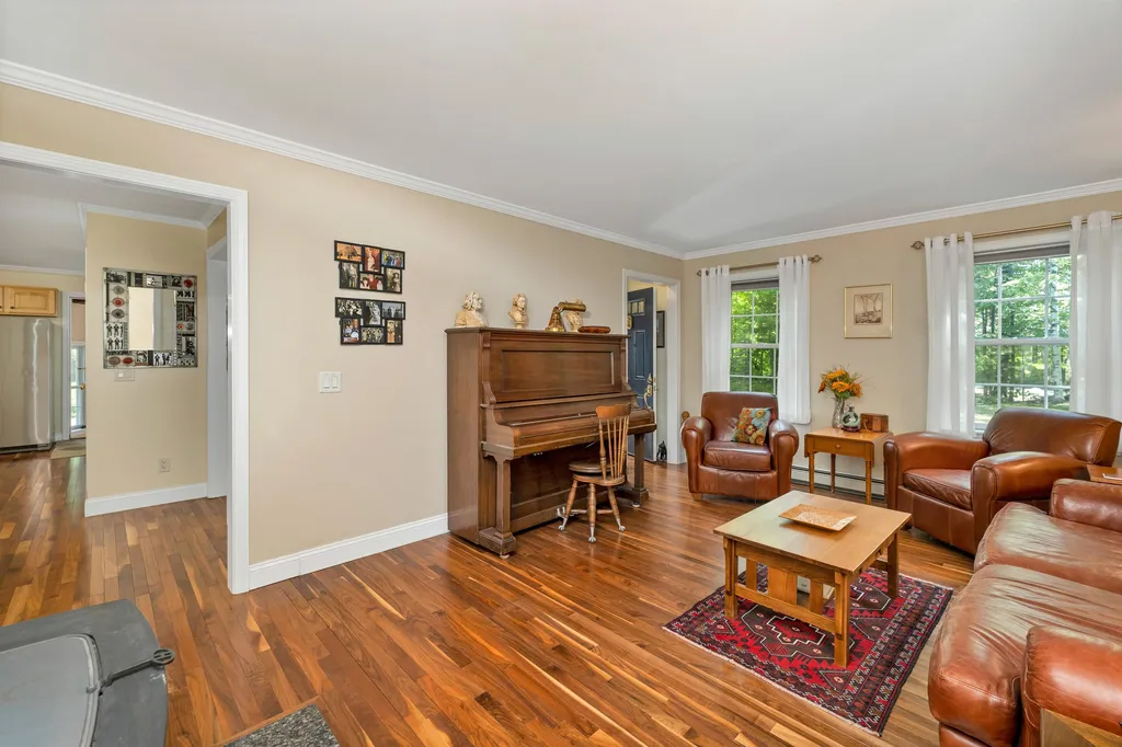 7 Pointe Sewall Road Wolfeboro NH 03894