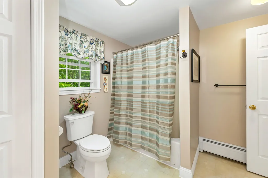 7 Pointe Sewall Road Wolfeboro NH 03894