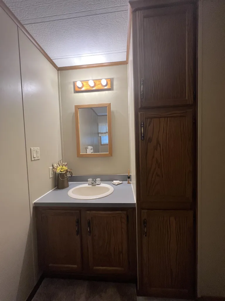 10 Popple Way Newport NH 03773