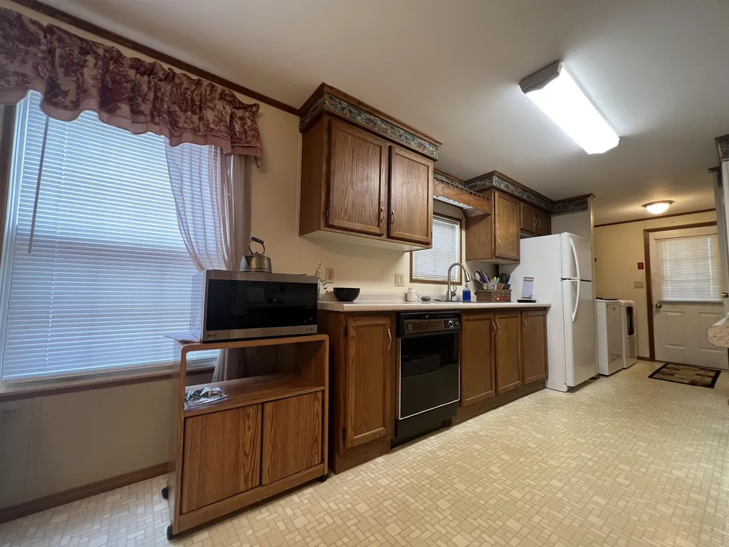 10 Popple Way Newport NH 03773