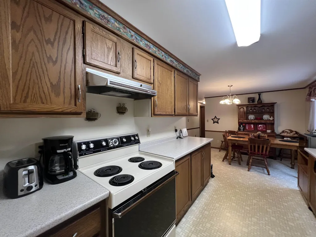 10 Popple Way Newport NH 03773