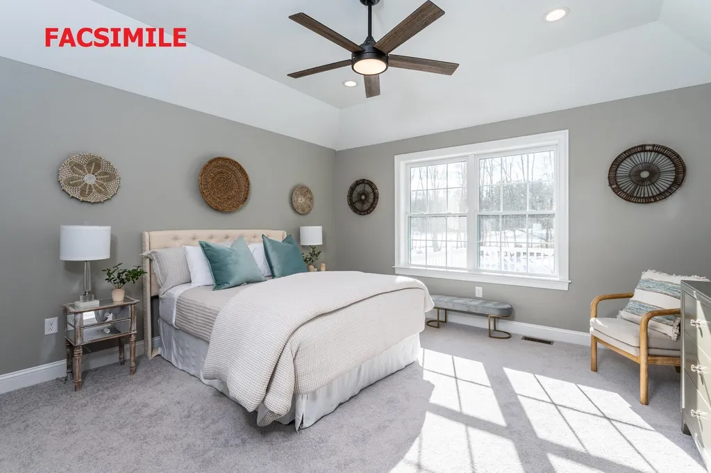 73 Massie Circle Hudson NH 03051