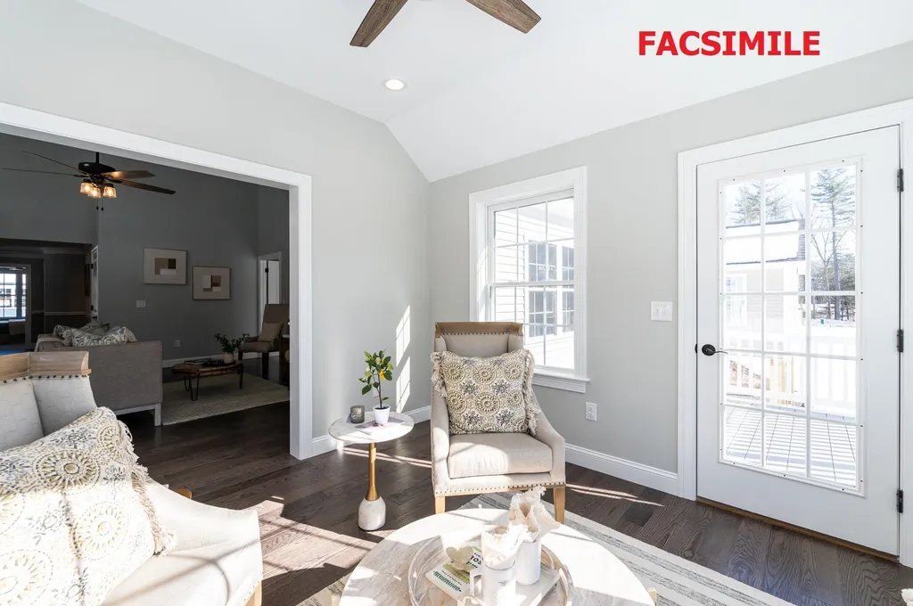 73 Massie Circle Hudson NH 03051