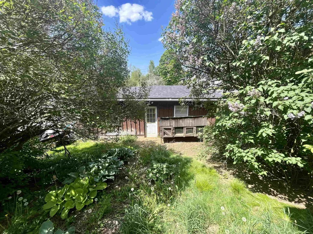 25 Preston Drive Northfield VT 05663