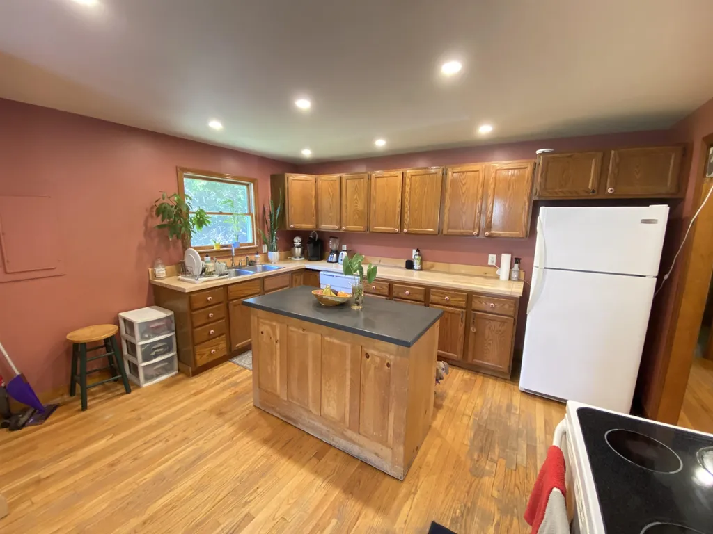 104 Mountain View Townshend VT 05353