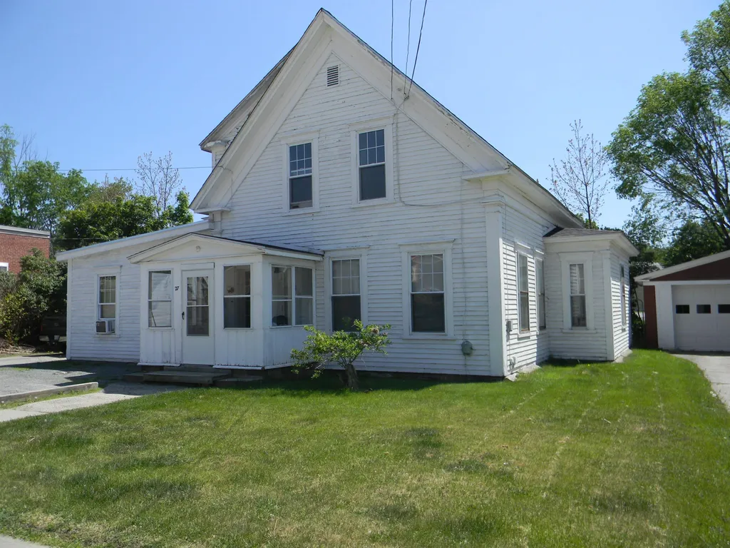 27 State Street Northumberland NH 03582