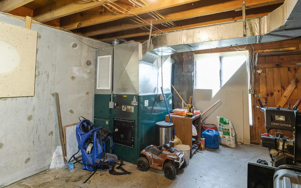 216 Sam Putnam Road Charlestown NH 03603