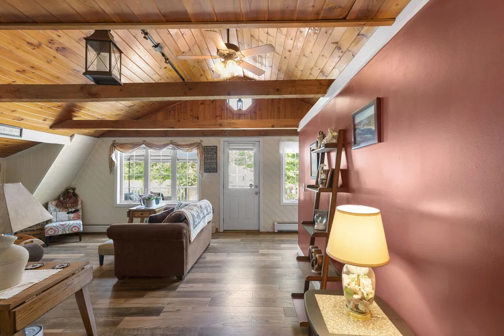 98 Greenhill Road Barrington NH 03825