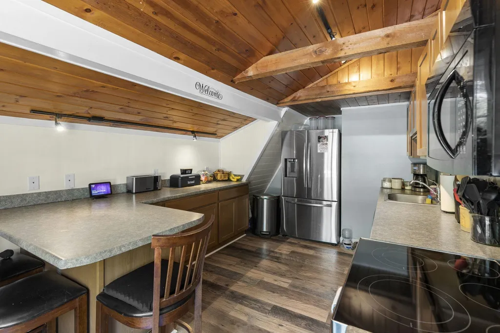 98 Greenhill Road Barrington NH 03825