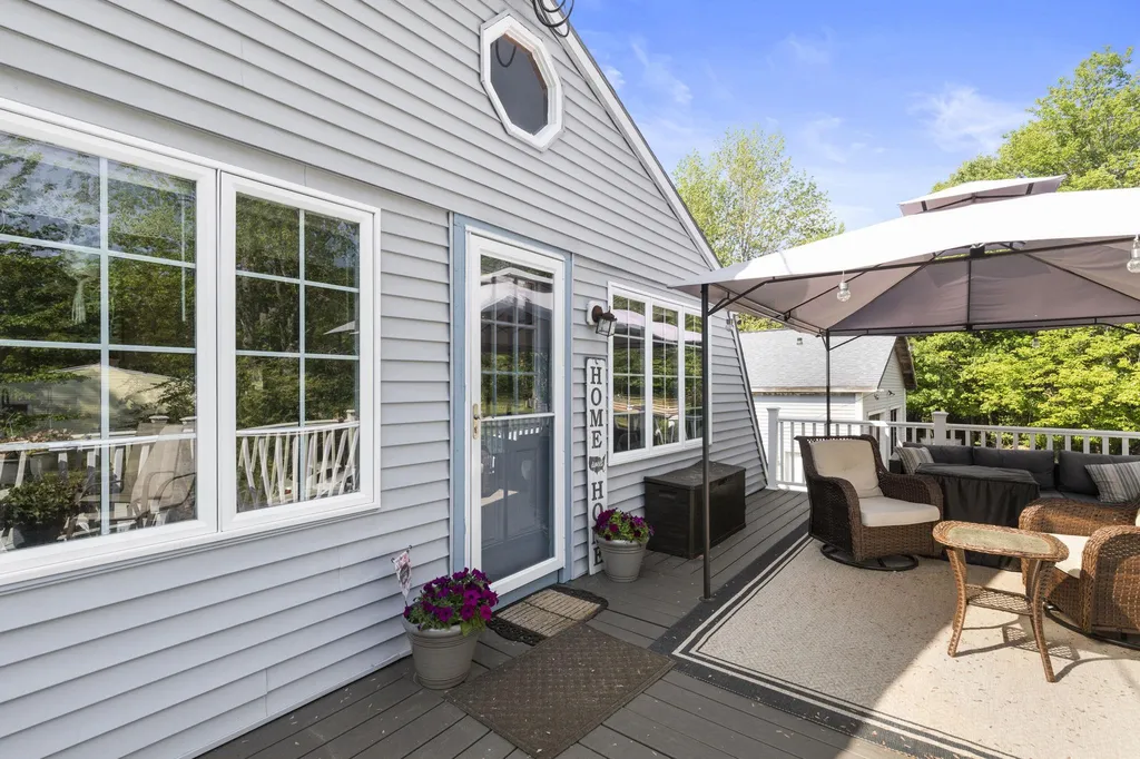 98 Greenhill Road Barrington NH 03825