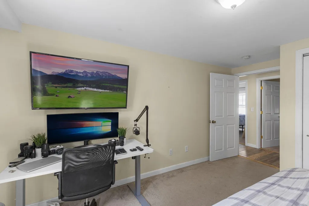 98 Greenhill Road Barrington NH 03825