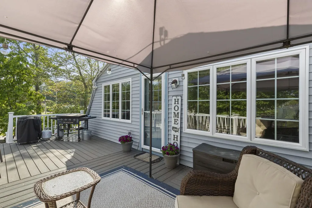 98 Greenhill Road Barrington NH 03825