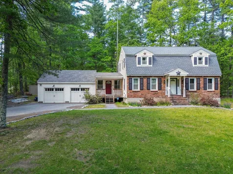 2 Simpson Road Pelham NH 03076