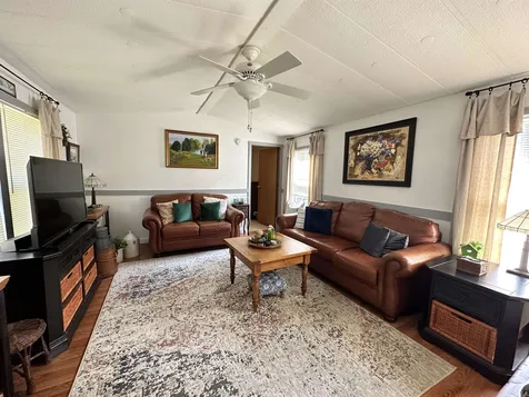 28 Hemlock Drive Tamworth NH 03886