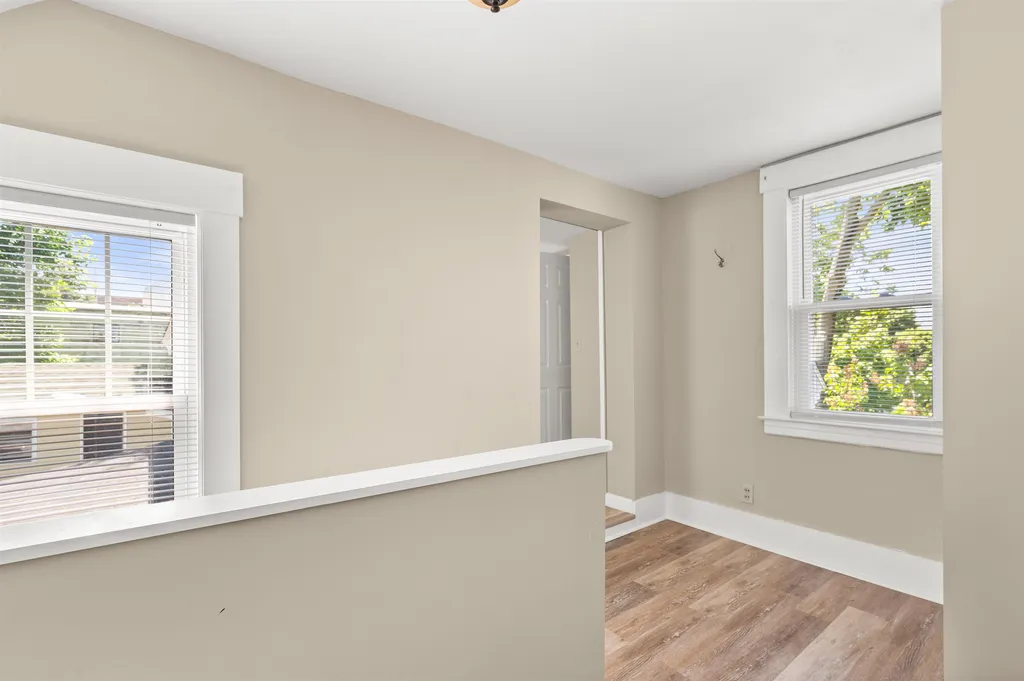 81 Winter Street Laconia NH 03246