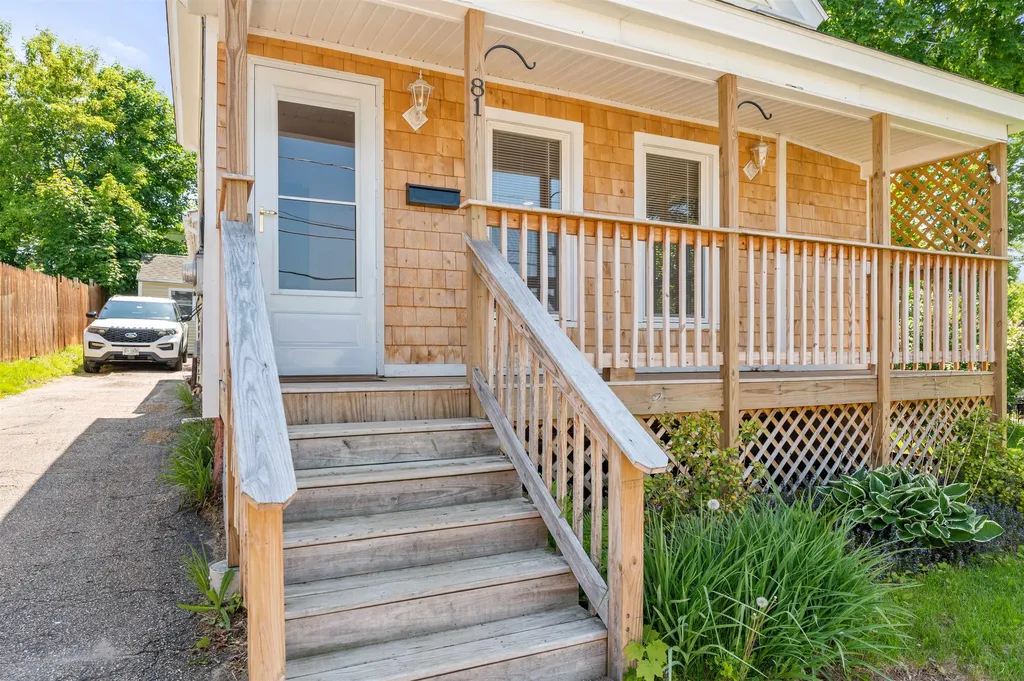 81 Winter Street Laconia NH 03246