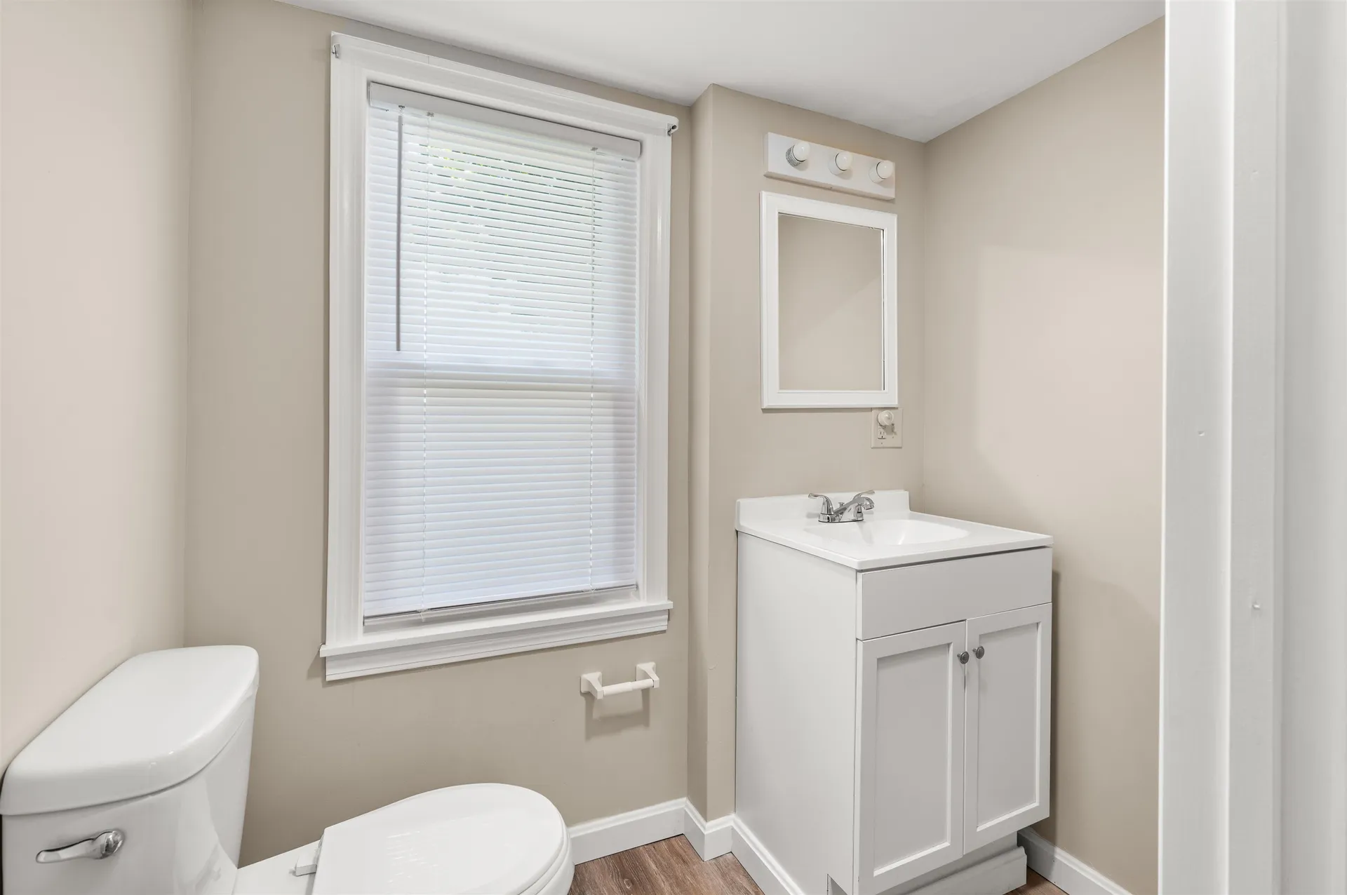 81 Winter Street Laconia NH 03246