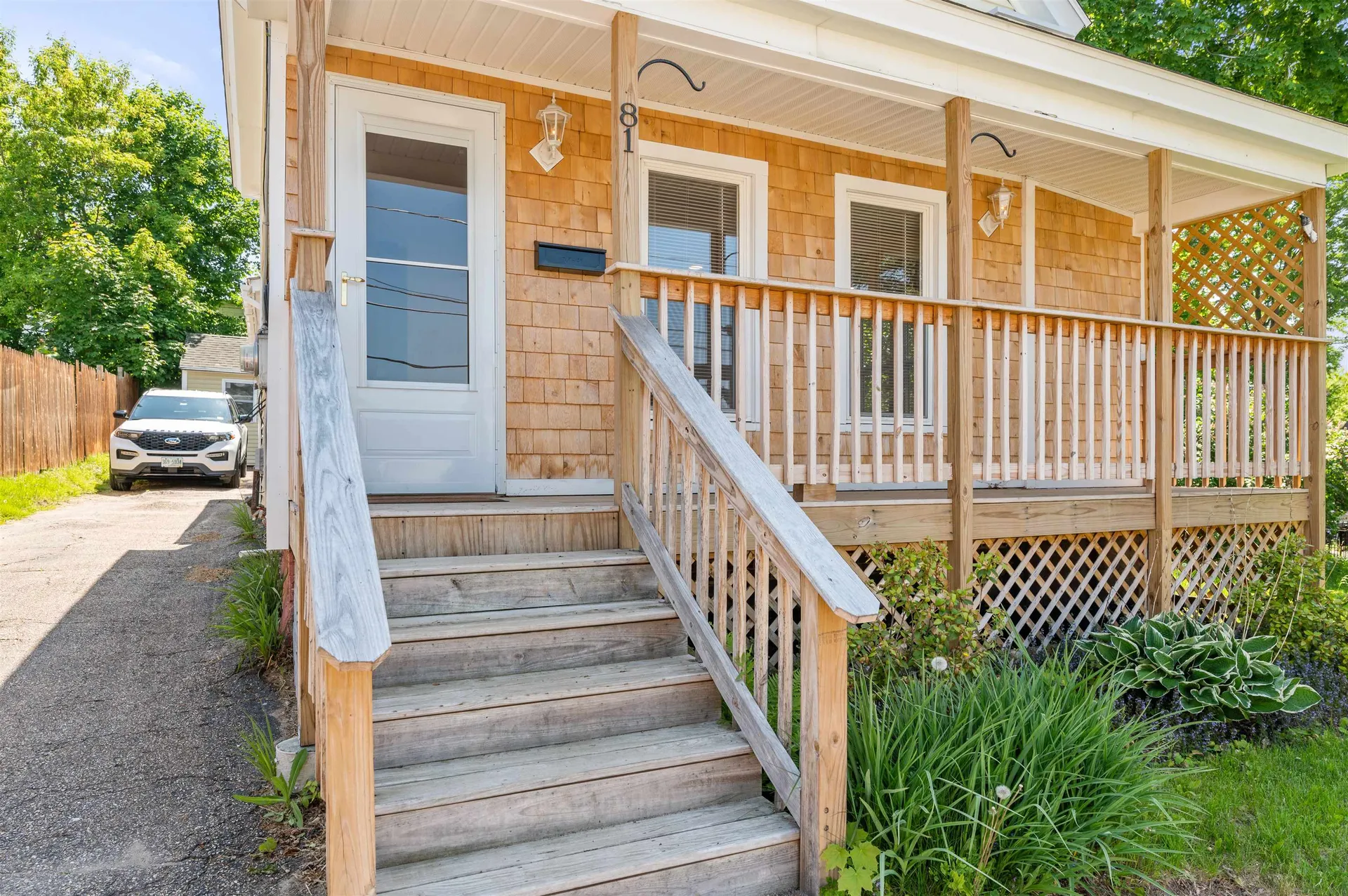 81 Winter Street Laconia NH 03246