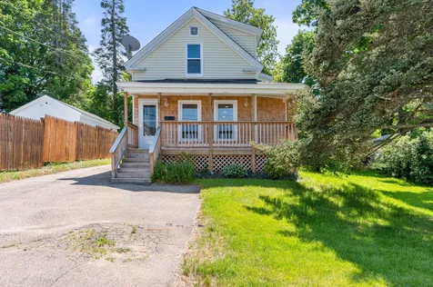 81 Winter Street Laconia NH 03246