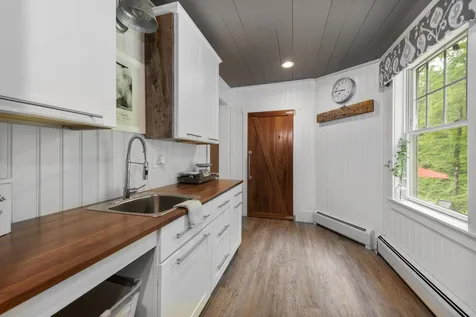 527 Mount Cardigan Road Alexandria NH 03222