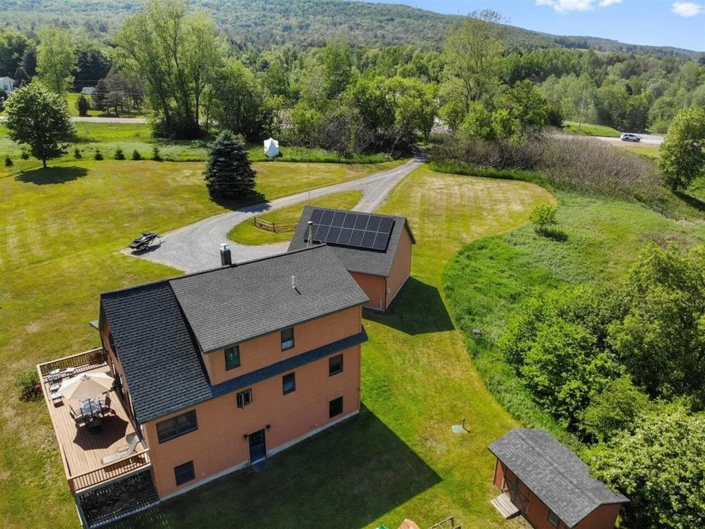 2255 Vt Route 128 Westford VT 05494
