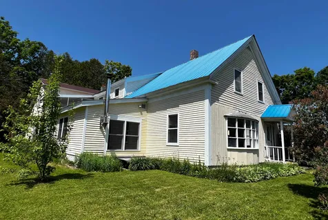 15 Granger Street Barnet VT 05821