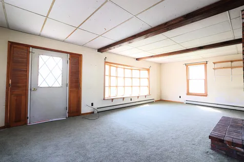 15 Granger Street Barnet VT 05821