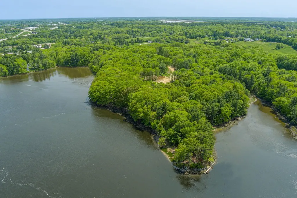 Lot 7 Shipwright Way Newington NH 03801