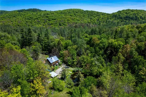 2230 Quimby Mountain Road Sharon VT 05065