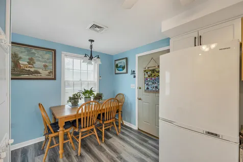 1011 Laconia Road Tilton NH 03276