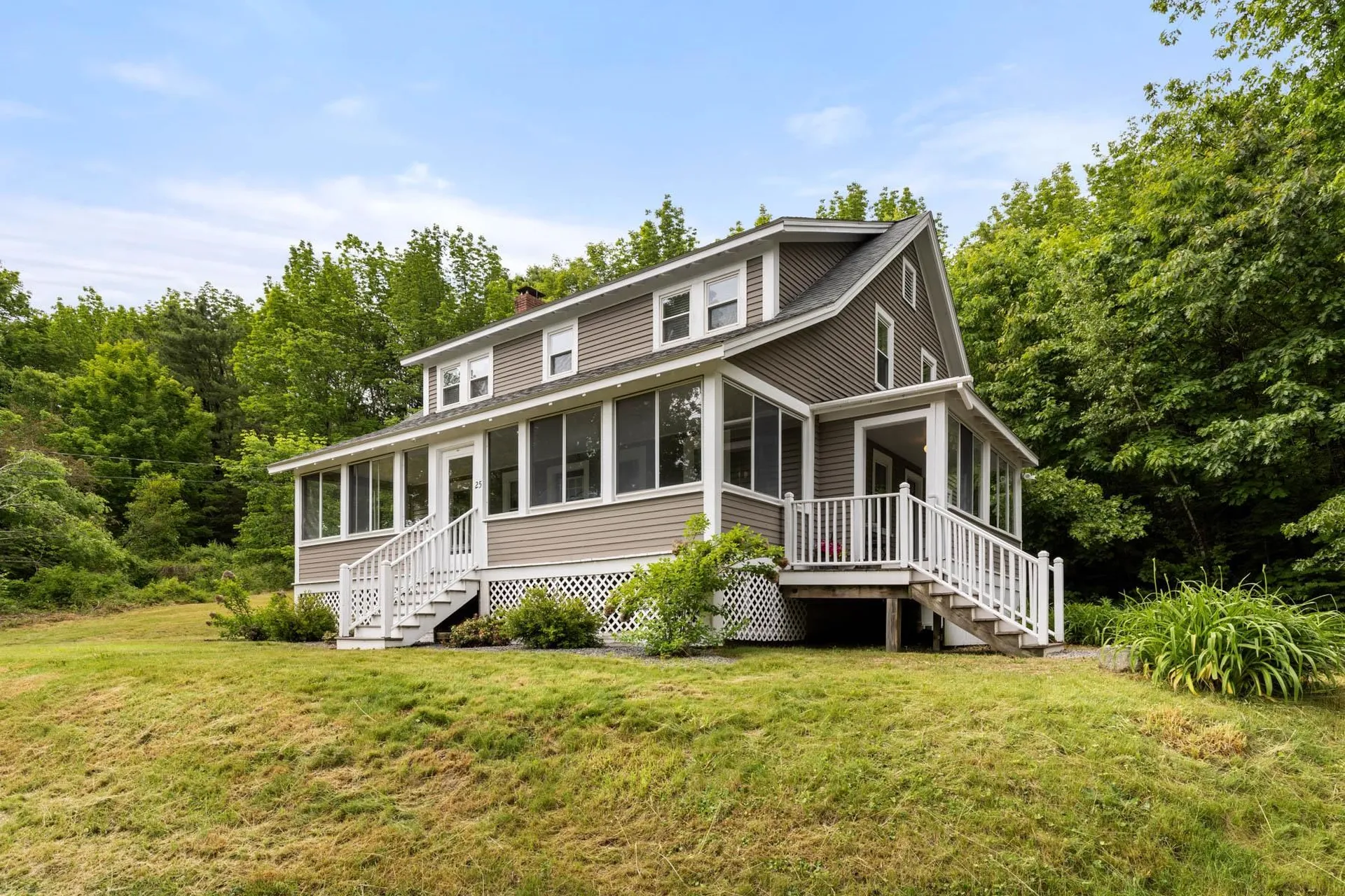 25 Sherburne Road Lee NH 03861
