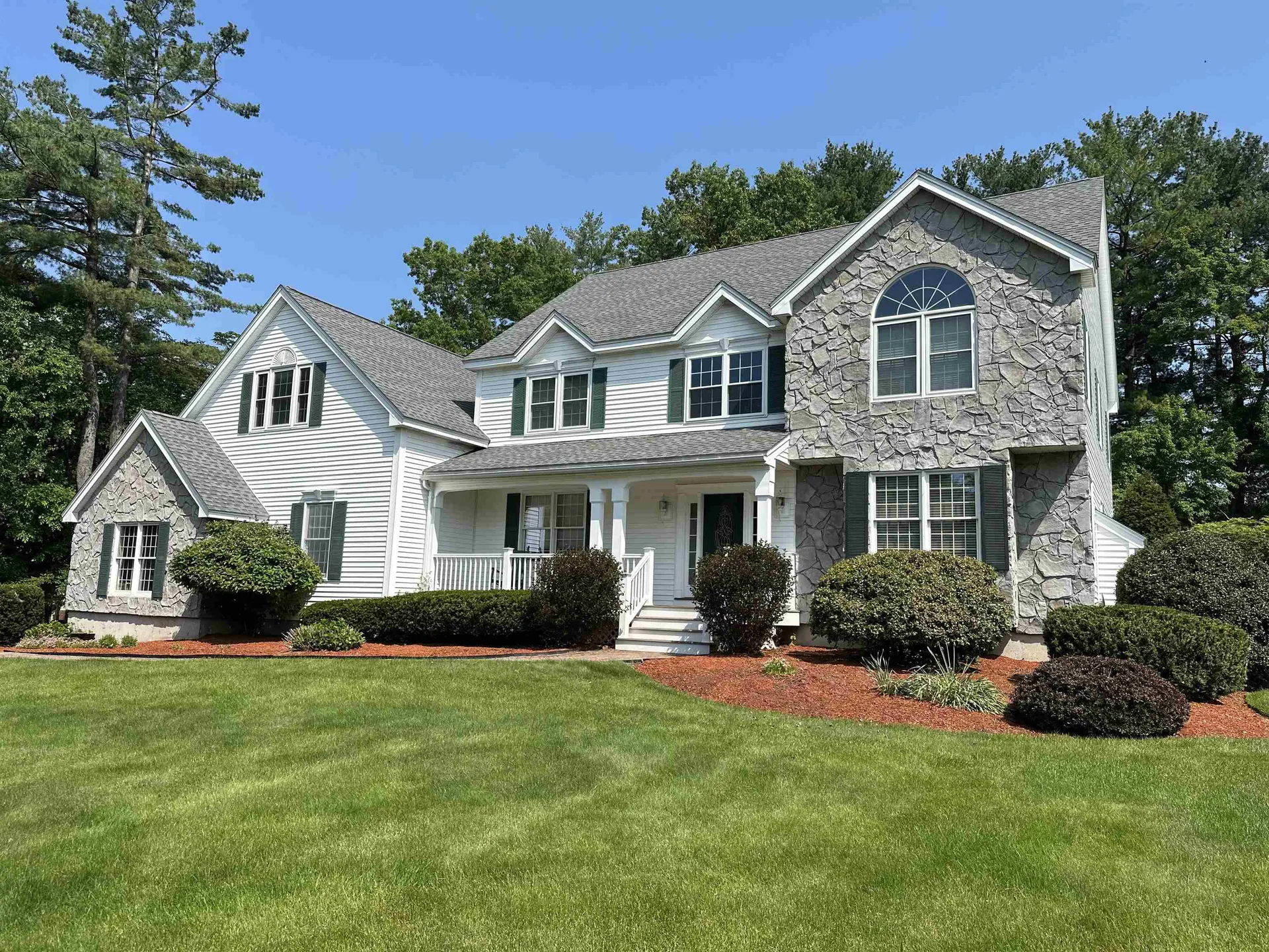 43 Anthony Drive Londonderry NH 03053