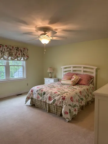 43 Anthony Drive Londonderry NH 03053
