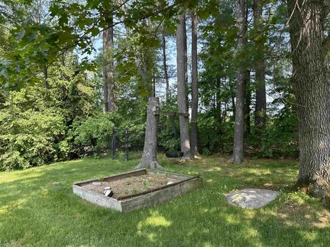 43 Anthony Drive Londonderry NH 03053