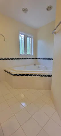 3 Blue Heron Court East Kingston NH 03827