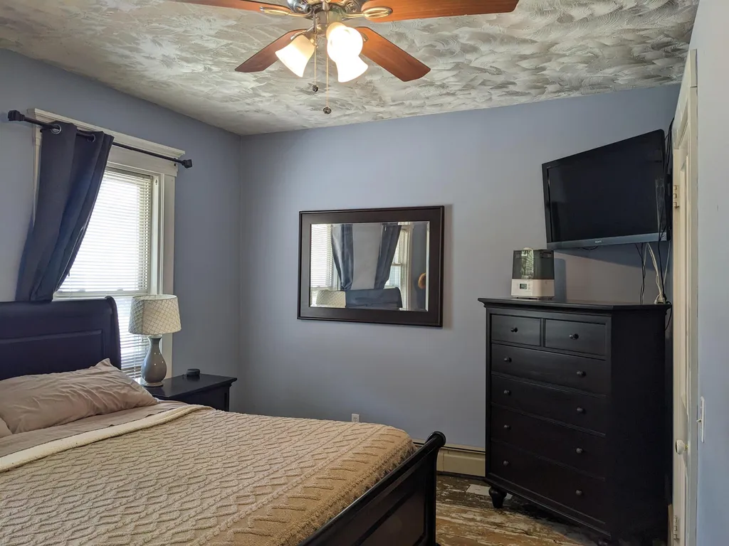 18 Pleasant Street Lancaster NH 03584