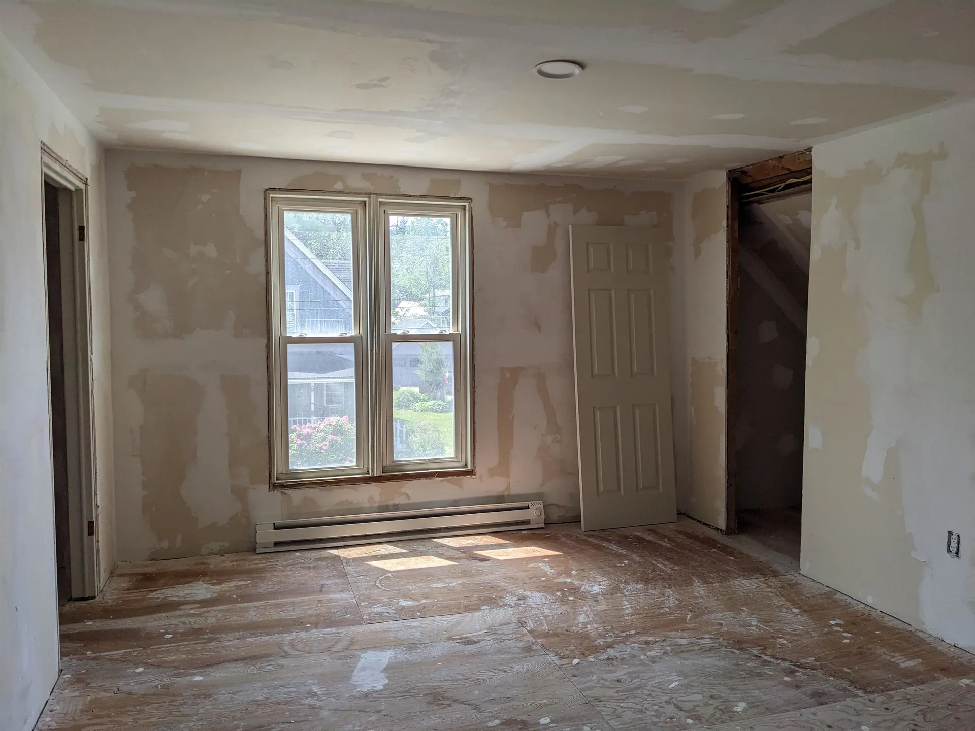 18 Pleasant Street Lancaster NH 03584