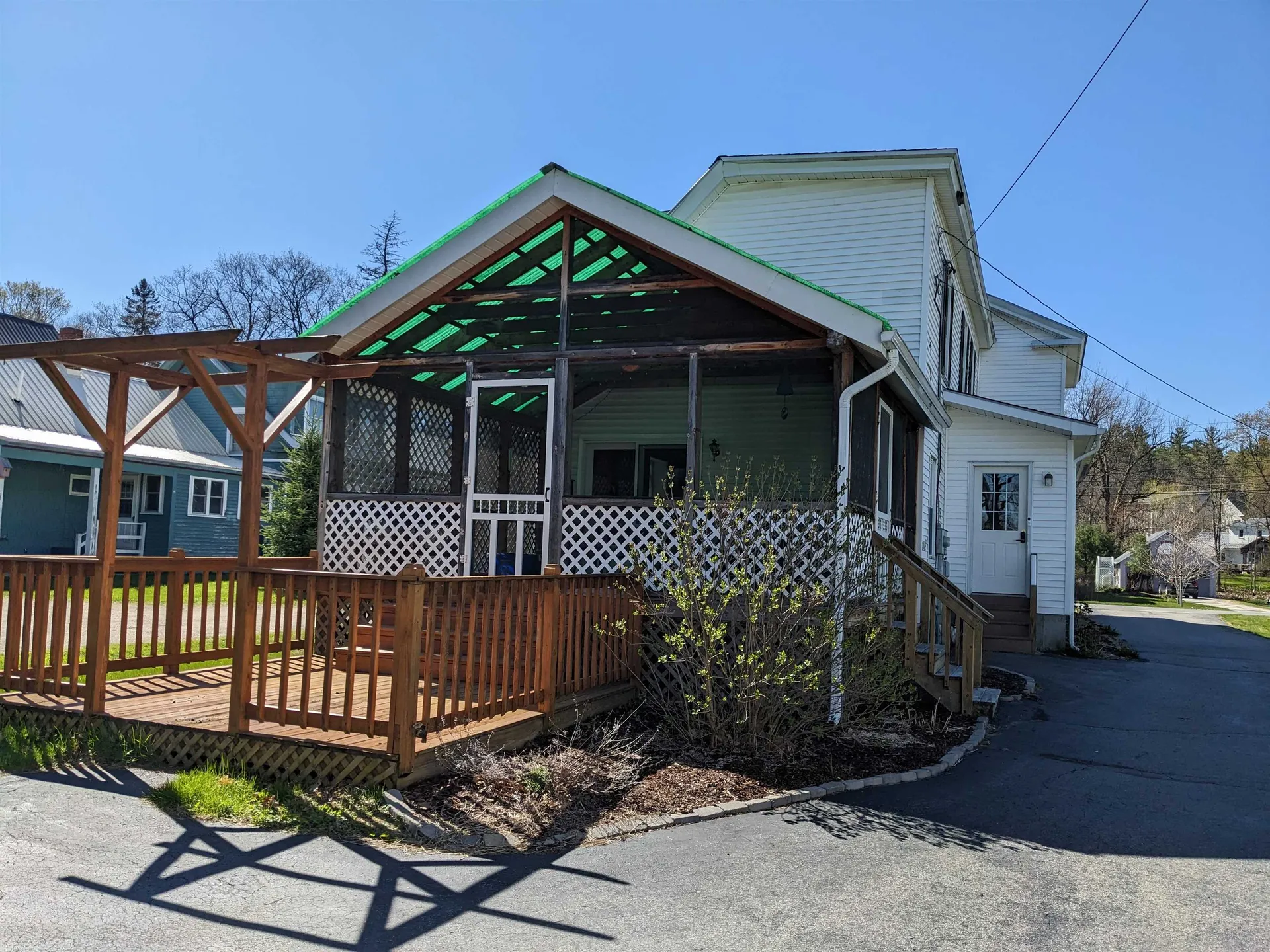 18 Pleasant Street Lancaster NH 03584
