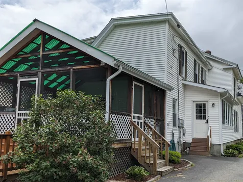 18 Pleasant Street Lancaster NH 03584